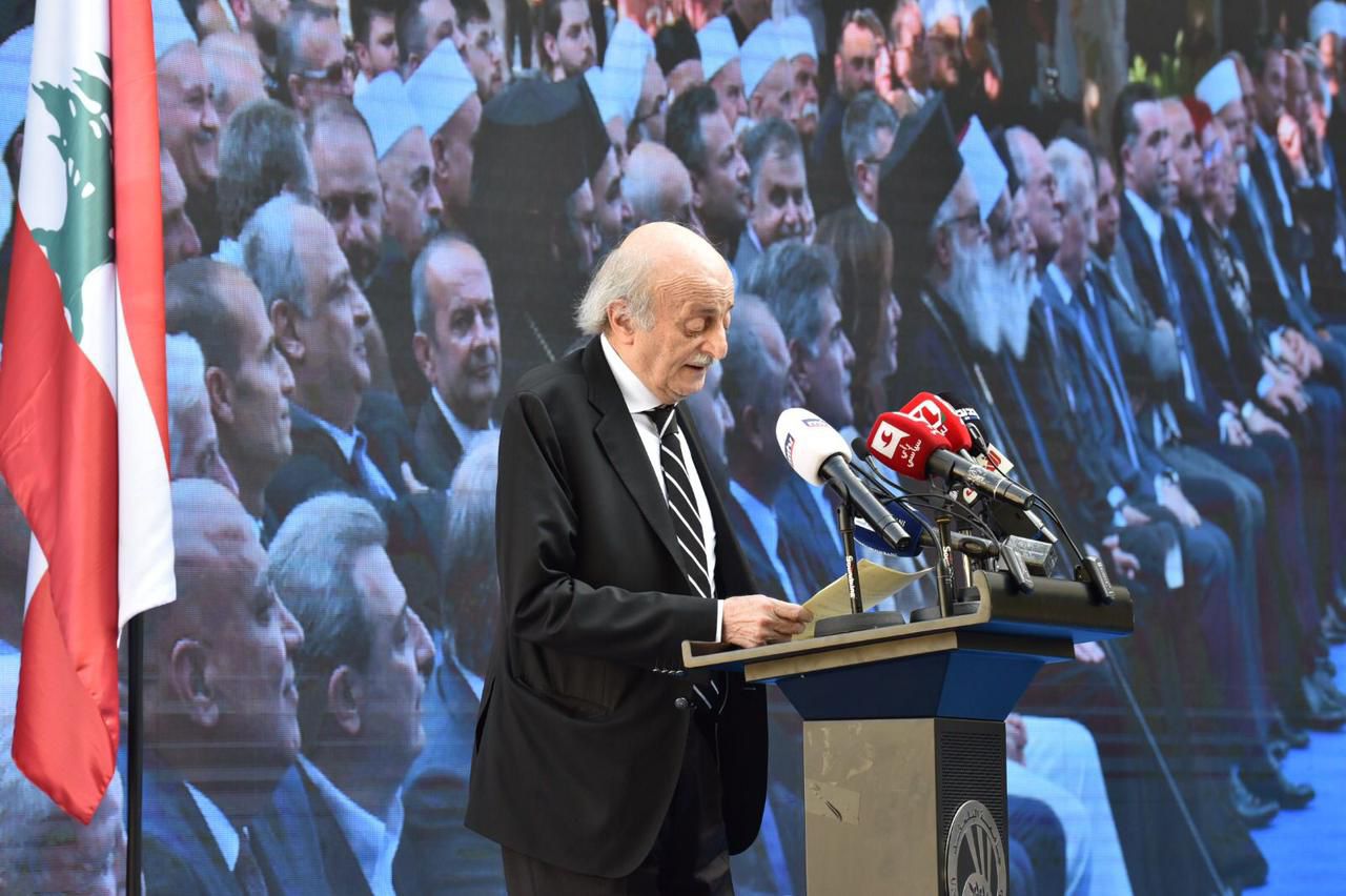 عشر سنوات على البلمند في سوق الغرب